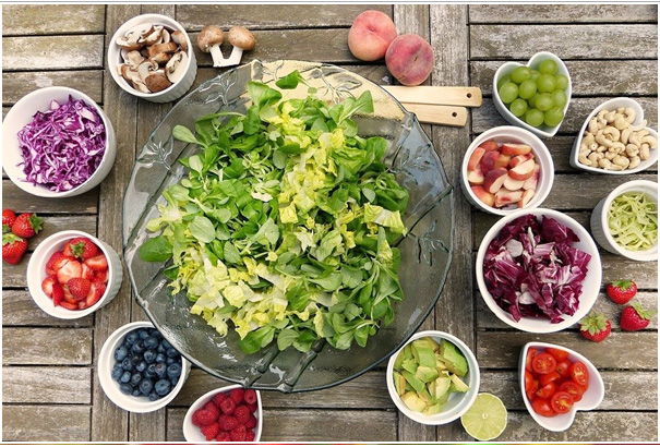 salad and fruits photography